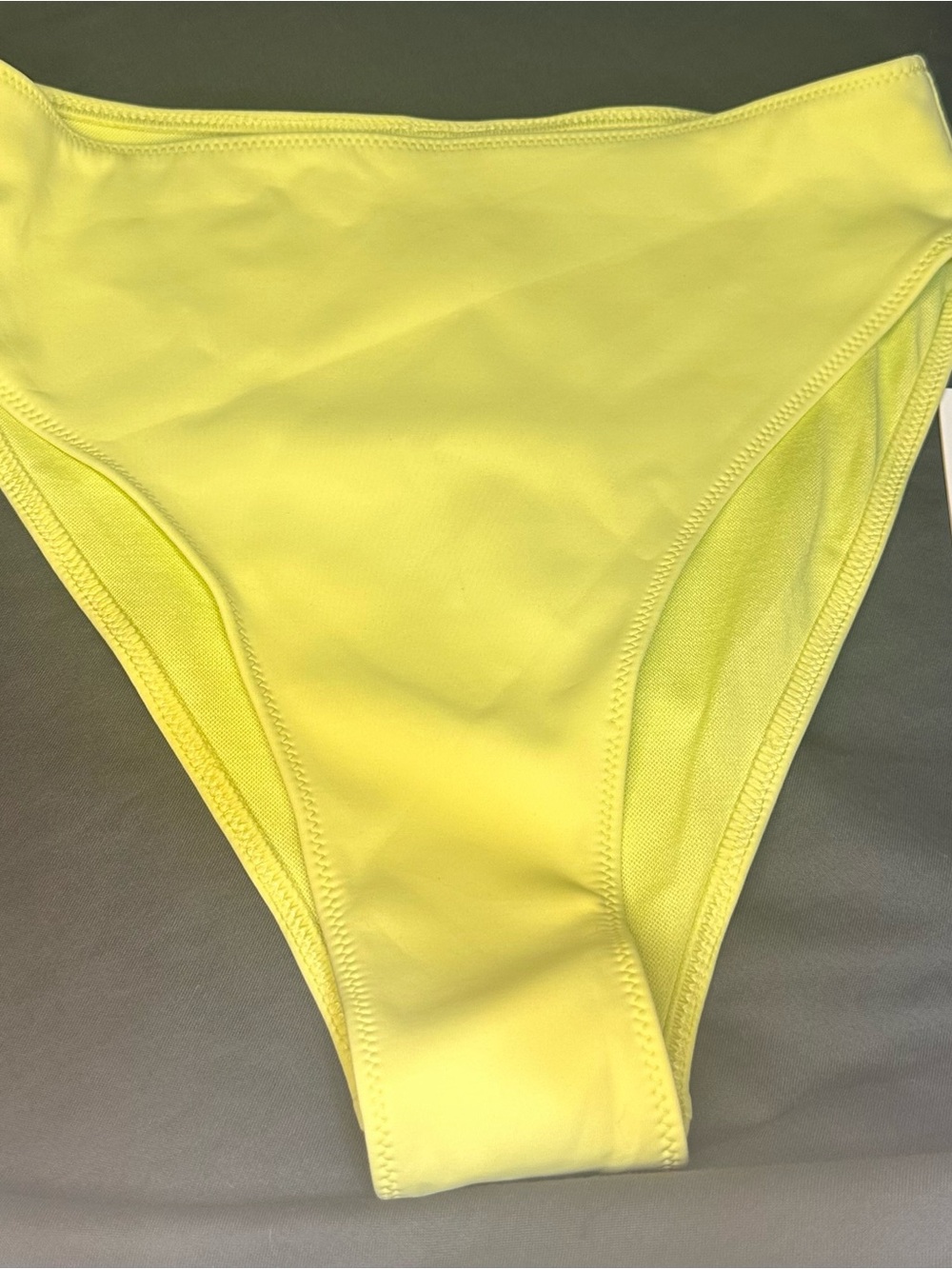 Good American NWT Compression Better Bikini Bottom Key Lime Medium